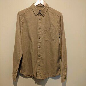 Patagonia Organic Cotton Long Sleeve Button-Up Shirt – Men’s Medium – Tan/Beige